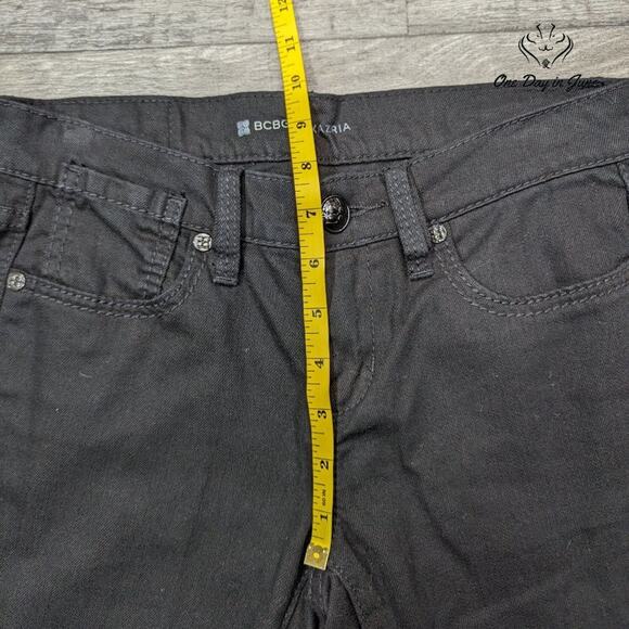 BCBGMaxazria Ankle Jeans Size 2 - Picture 4 of 6